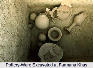 Pottery-ware Farmana Khas.jpg