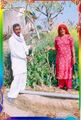 Mahavir Singh Arya with wife.jpg